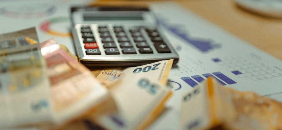 aumento tasse auto